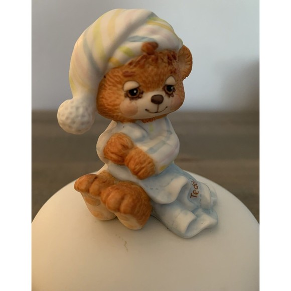 Teddy Beddy Bear Porcelain Round Trinket Jewelry Box with Cover 1982 Enesco - Picture 2 of 13